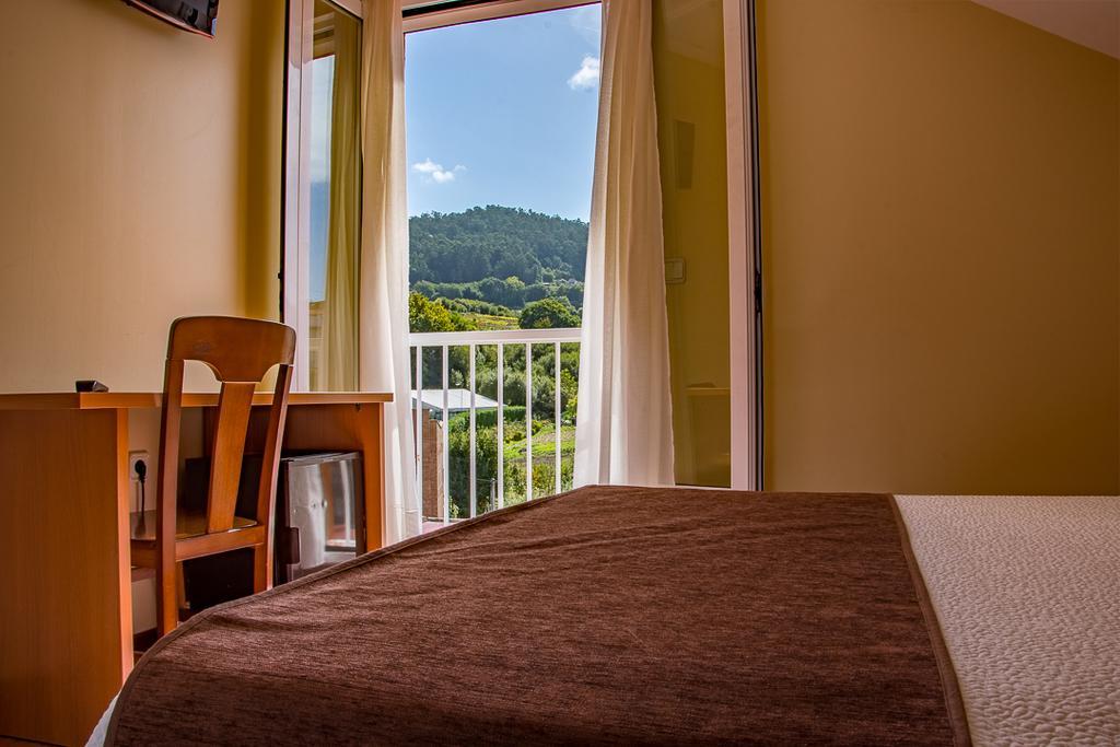 Hotel Restaurante Loureiro Bueu Zewnętrze zdjęcie